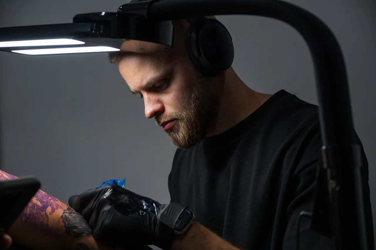 Sirko tattooing