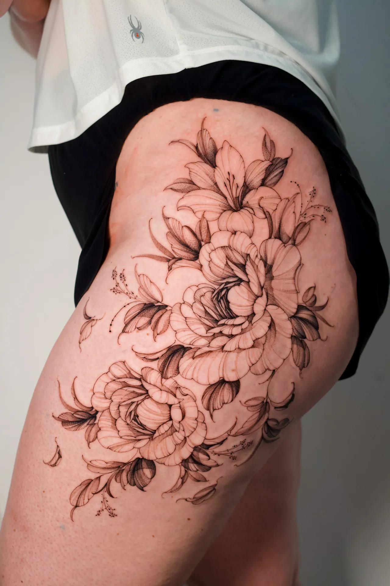 Floral tattoo by Valeria