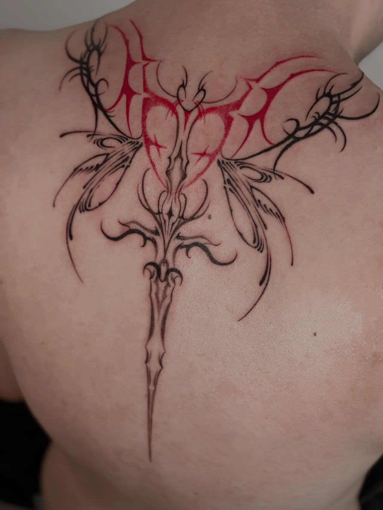 Ornamental tattoo by Veegee