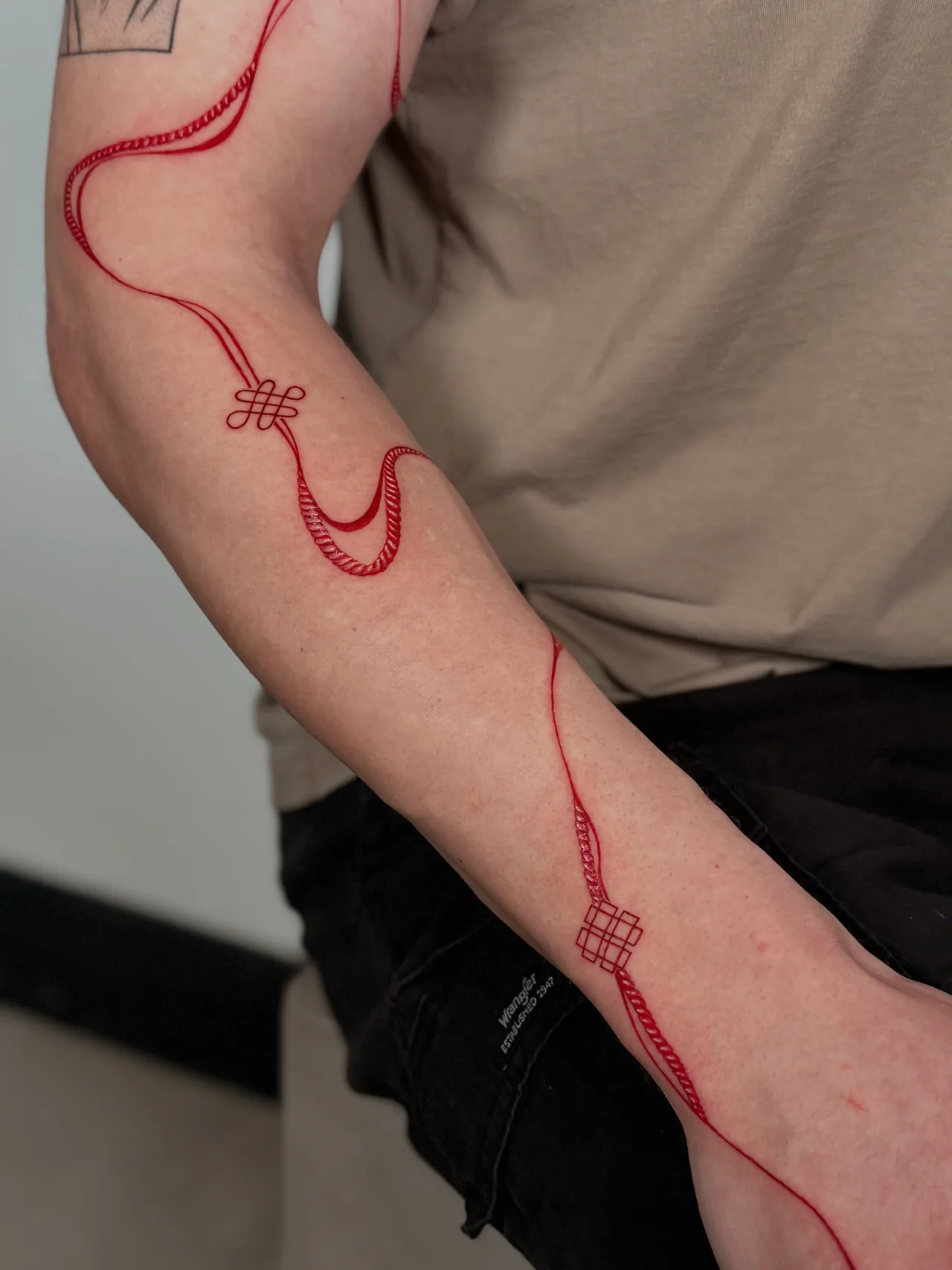 Fine Line tattoo by Veegee
