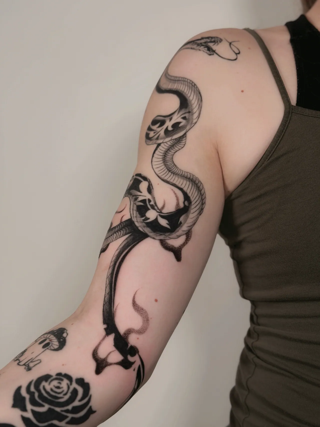 Blackwork tattoo by Veegee